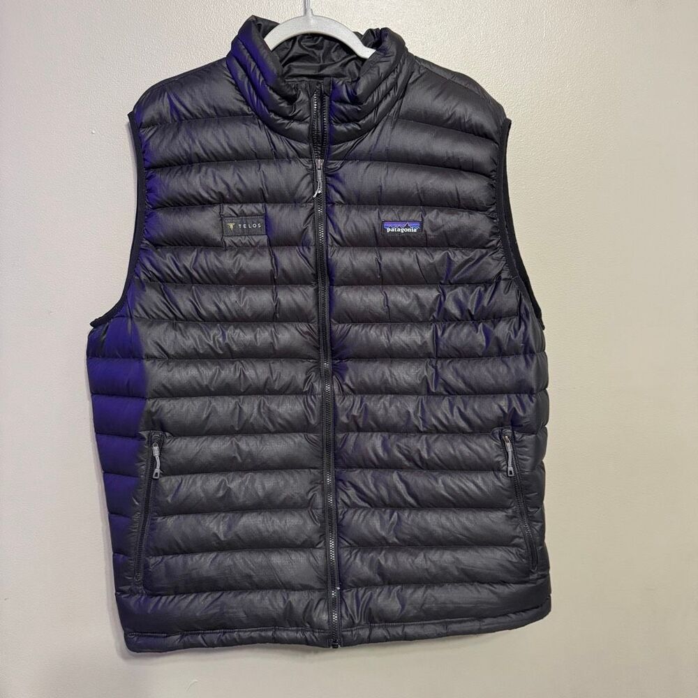 Patagonia Men's Down Sweater Vest is a lightweight, packable puffer vest size XX
